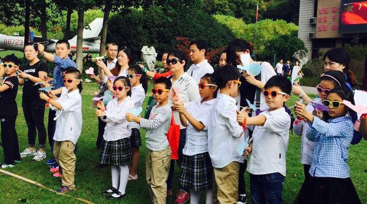 張春老師紙飛機