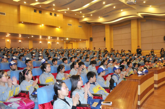 南京勵志名校研學(xué)游上海交通大學(xué)